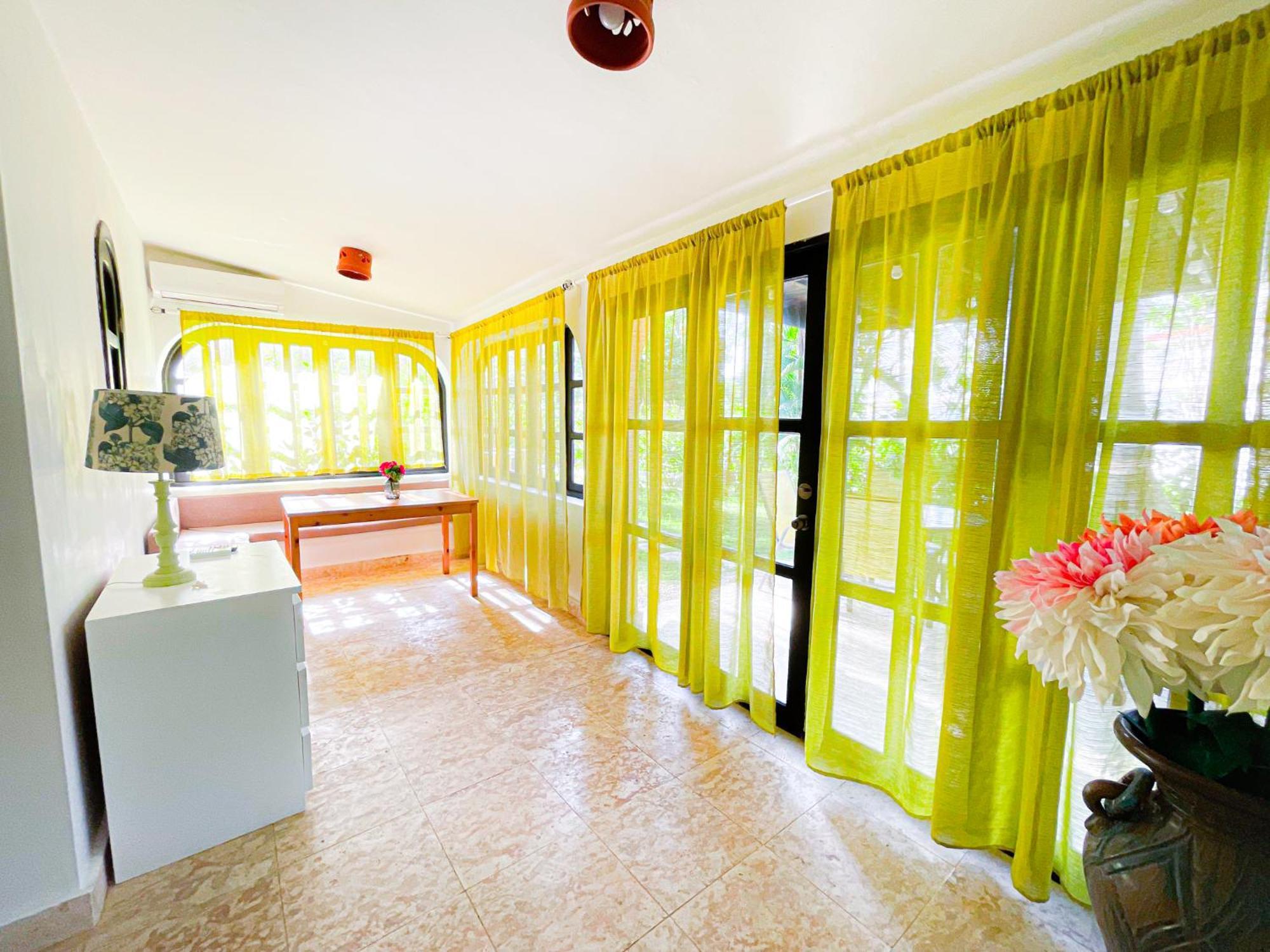 Caribbean Paradise Ocean Breeze Hotel With View Los Corales Bbq Wifi Beach Club & Spa Punta Cana Exterior photo