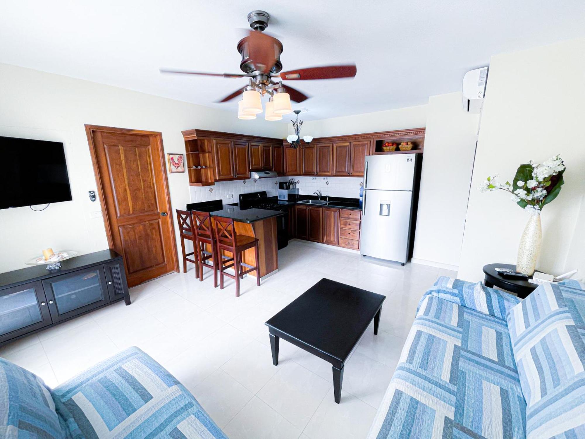 Caribbean Paradise Ocean Breeze Hotel With View Los Corales Bbq Wifi Beach Club & Spa Punta Cana Exterior photo